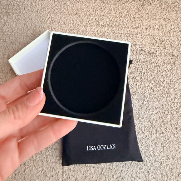 LIZA GOZLAN Box & Dust Bag Like New Extra Giftable - Picture 2 of 3